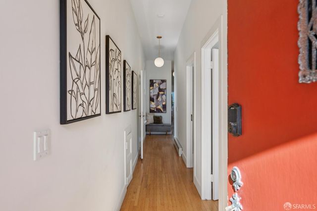 1011 Shotwell Street A, San Francisco, CA 94110