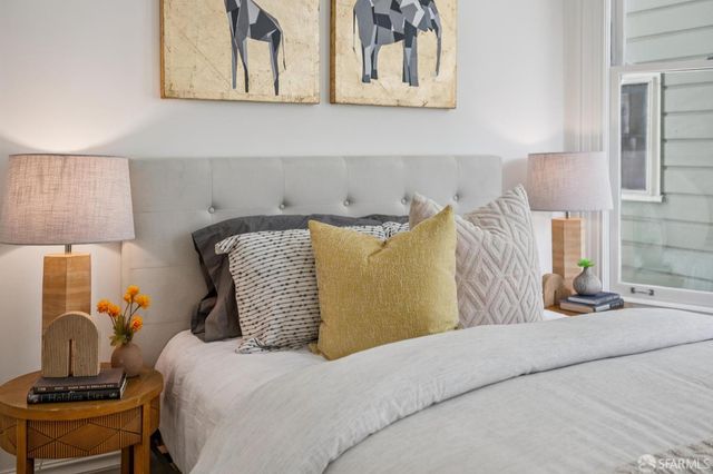 1011 Shotwell Street A, San Francisco, CA 94110