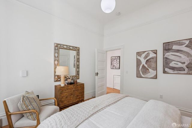 1011 Shotwell Street A, San Francisco, CA 94110