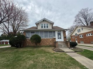 18230 Frazho Road, Roseville, MI 48066