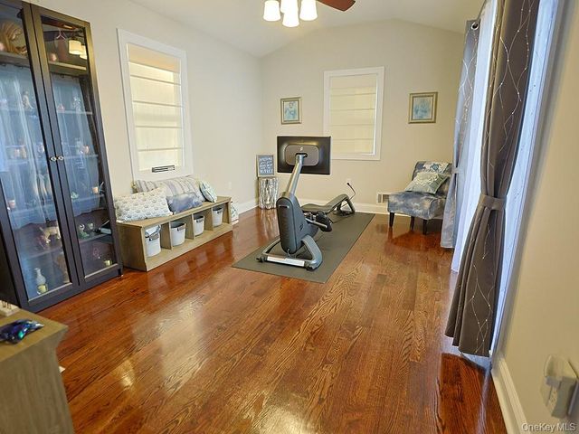 68 Van Buren Street, Pearl River, NY 10965