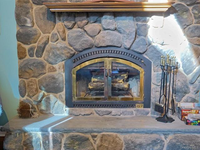 68 Van Buren Street, Pearl River, NY 10965