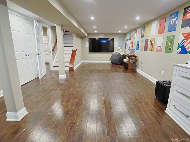 68 Van Buren Street, Pearl River, NY 10965