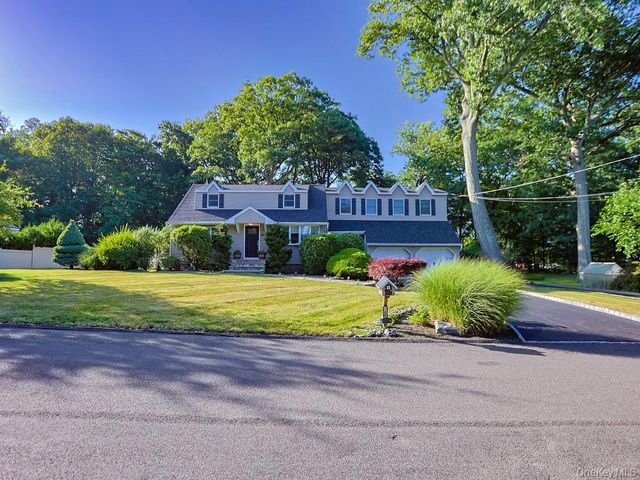 68 Van Buren Street, Pearl River, NY 10965