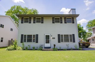2705 School Drive, Rolling Meadows, IL 60008