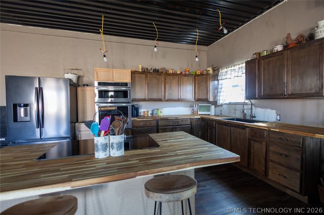 7234 Sunshine, Davis, OK 73030