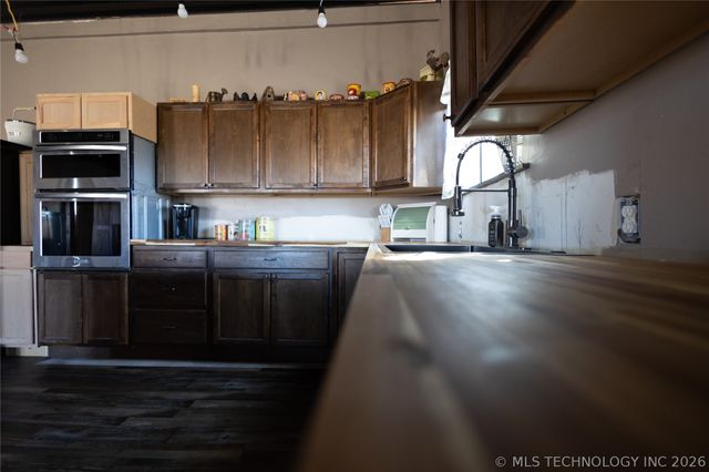 7234 Sunshine, Davis, OK 73030