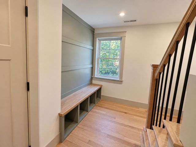 59 Burlington Road, Bedford, MA 01730
