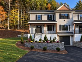 59 Burlington Road, Bedford, MA 01730