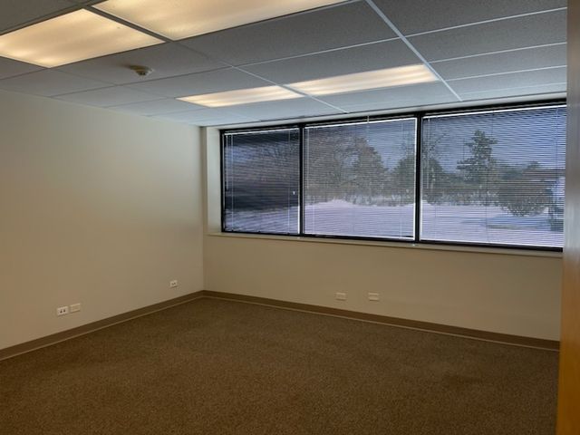 1750 Grandstand Place 2, Elgin, IL 60123