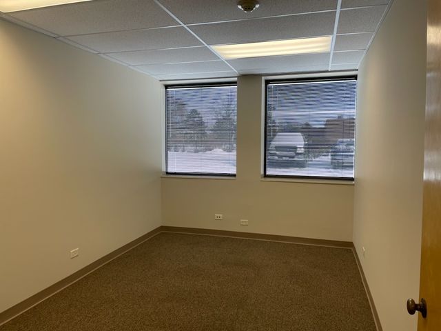 1750 Grandstand Place 2, Elgin, IL 60123