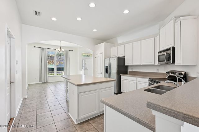 86021 TROPICANA Court, Yulee, FL 32097