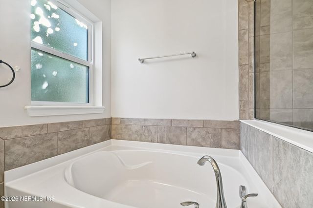 86021 TROPICANA Court, Yulee, FL 32097