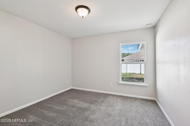 86021 TROPICANA Court, Yulee, FL 32097