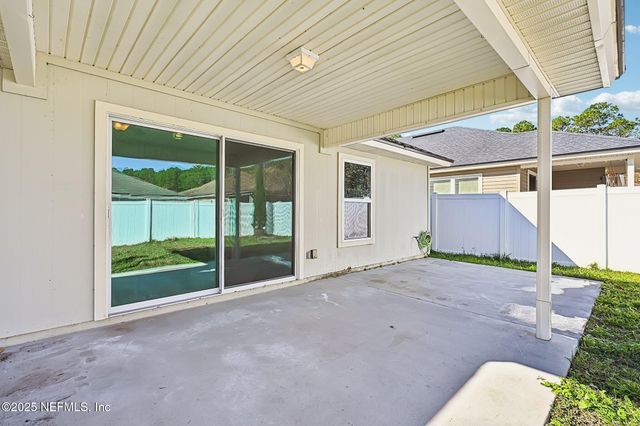 86021 TROPICANA Court, Yulee, FL 32097