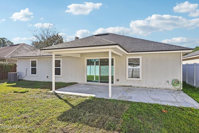 86021 TROPICANA Court, Yulee, FL 32097