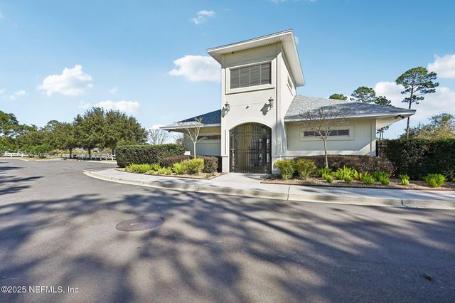 86021 TROPICANA Court, Yulee, FL 32097