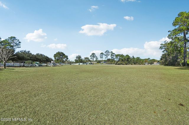 86021 TROPICANA Court, Yulee, FL 32097