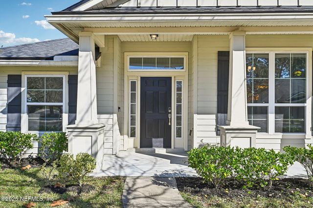 86021 TROPICANA Court, Yulee, FL 32097