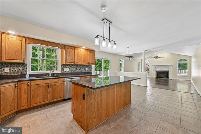 16956 RIVERS REACH LN, Hughesville, MD 20637