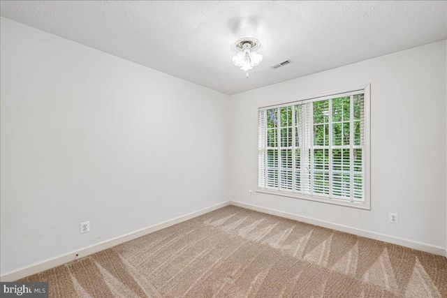 16956 RIVERS REACH LN, Hughesville, MD 20637