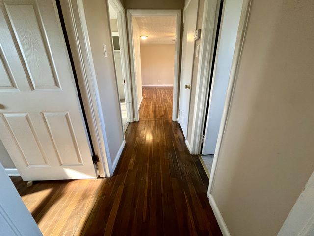 4537 N Wahli Dr, Knoxville, TN 37918