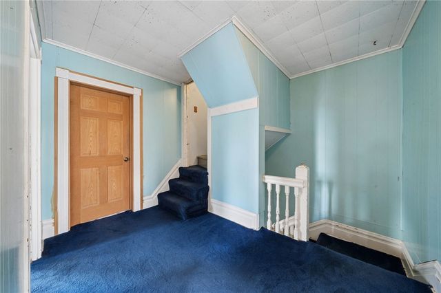 12 Foster Ave, Irwin, PA 15642