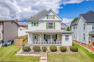 12 Foster Ave, Irwin, PA 15642
