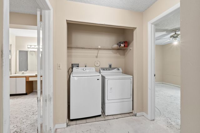 3237 Perimeter Drive 2512, Greenacres, FL 33467