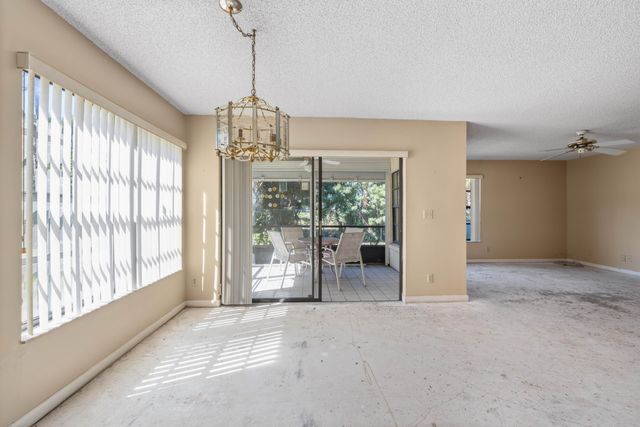 3237 Perimeter Drive 2512, Greenacres, FL 33467