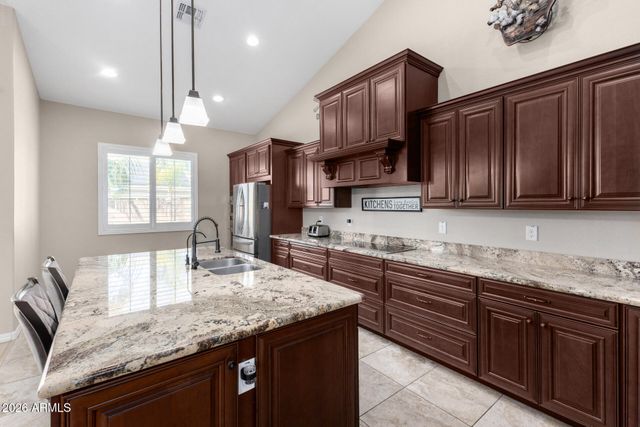 22186 E CREEKSIDE Drive, Queen Creek, AZ 85142