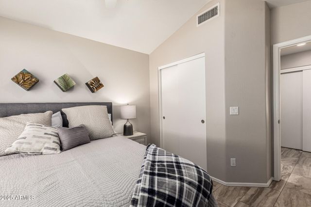 11669 W PINE MOUNTAIN Court, Surprise, AZ 85378