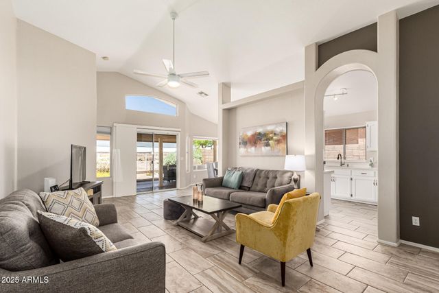 11669 W PINE MOUNTAIN Court, Surprise, AZ 85378