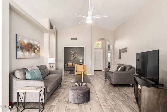 11669 W PINE MOUNTAIN Court, Surprise, AZ 85378