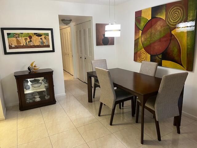 300 Windsor M, West Palm Beach, FL 33417