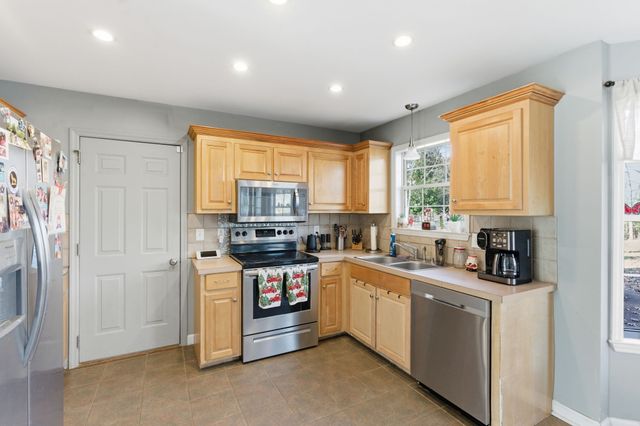 1766 Witt Way Dr, Spring Hill, TN 37174