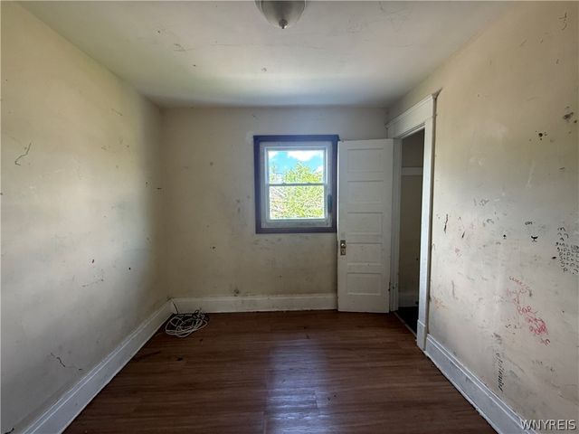 445 Shirley Avenue, Buffalo, NY 14215