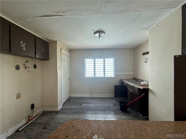 445 Shirley Avenue, Buffalo, NY 14215