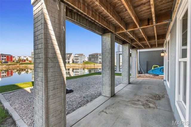 1020 Dyess Way, St Charles, MO 63301