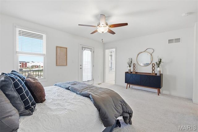 1020 Dyess Way, St Charles, MO 63301