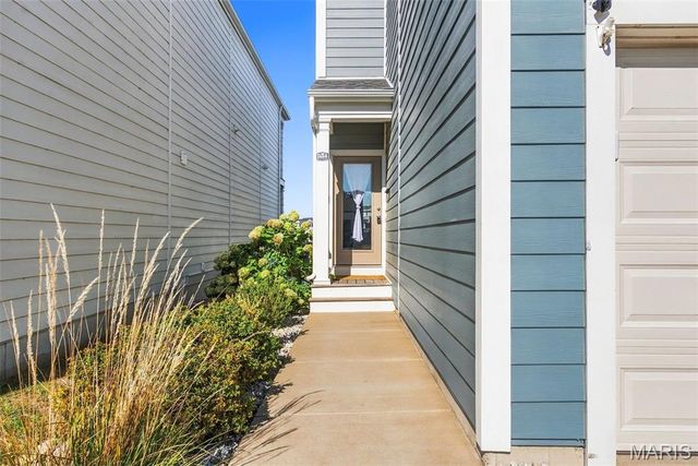 1020 Dyess Way, St Charles, MO 63301
