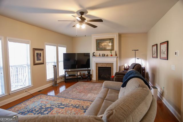 810 Liberty Bell Run, Hoschton, GA 30548