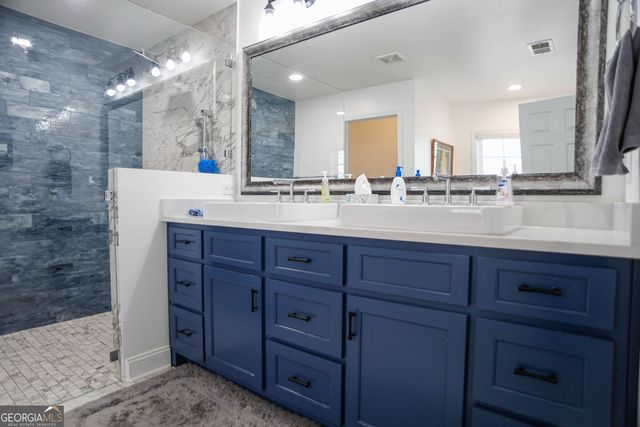 810 Liberty Bell Run, Hoschton, GA 30548