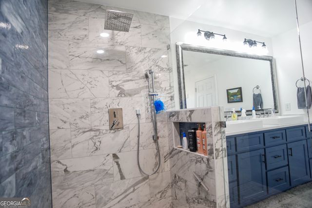 810 Liberty Bell Run, Hoschton, GA 30548