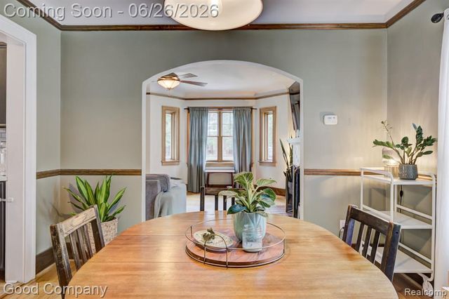 1526 W 12 Mile Road, Royal Oak, MI 48073
