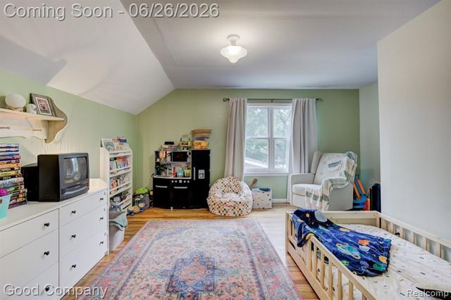 1526 W 12 Mile Road, Royal Oak, MI 48073