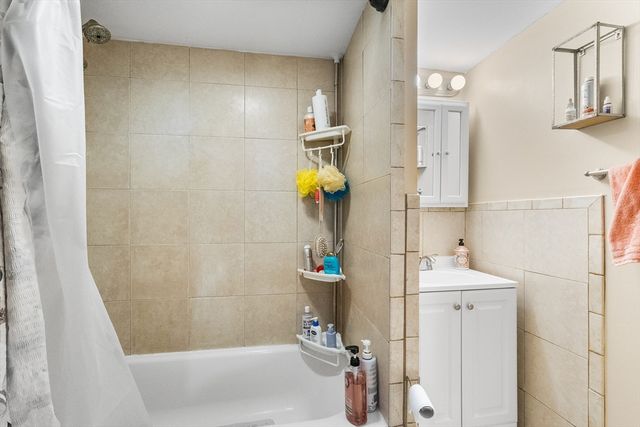 46 Stonehill Rd, Boston, MA 02136