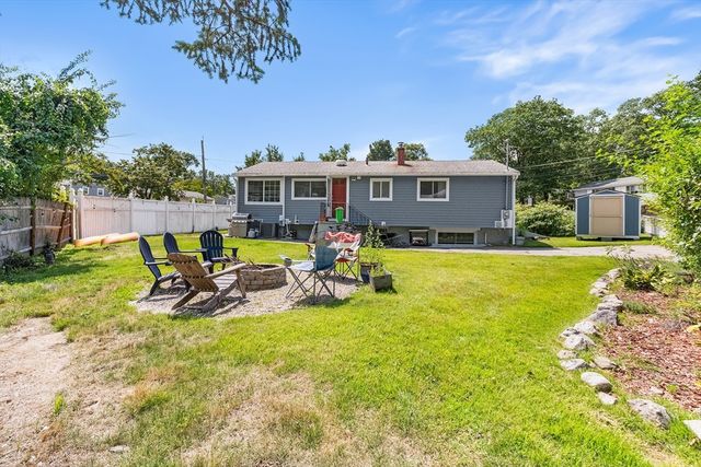 46 Stonehill Rd, Boston, MA 02136