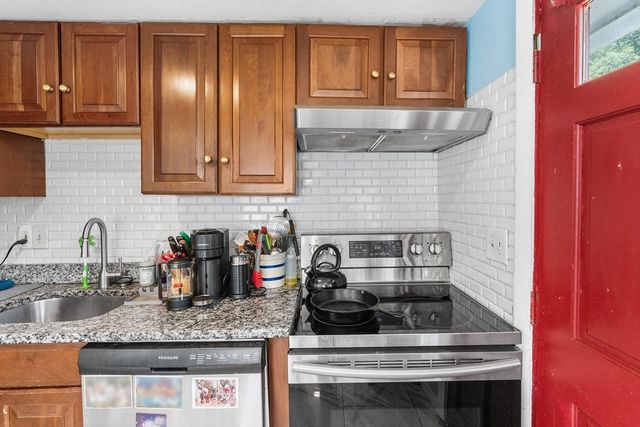 46 Stonehill Rd, Boston, MA 02136