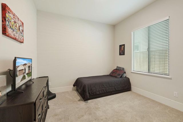 2771 Heather St, Lodi, CA 95242